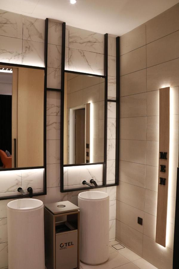 Otel Hotel Suite Сибу Екстериор снимка